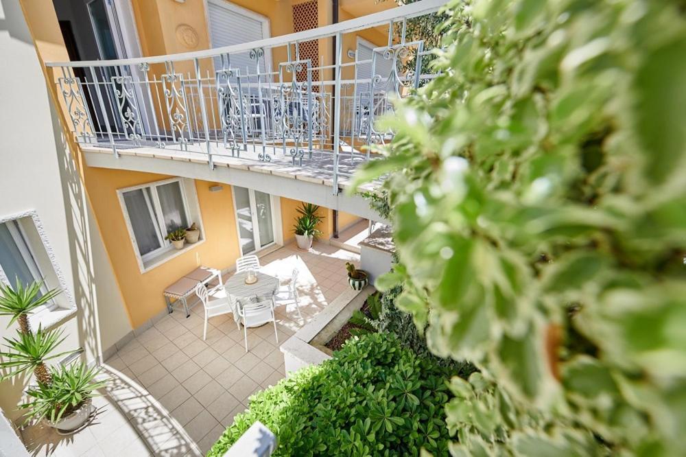 La Pervinca Apartments Μαλτσεζίνε Εξωτερικό φωτογραφία